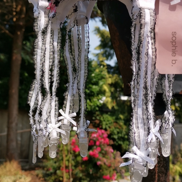 Sophie B. Garter Belt - Picture 3 of 5